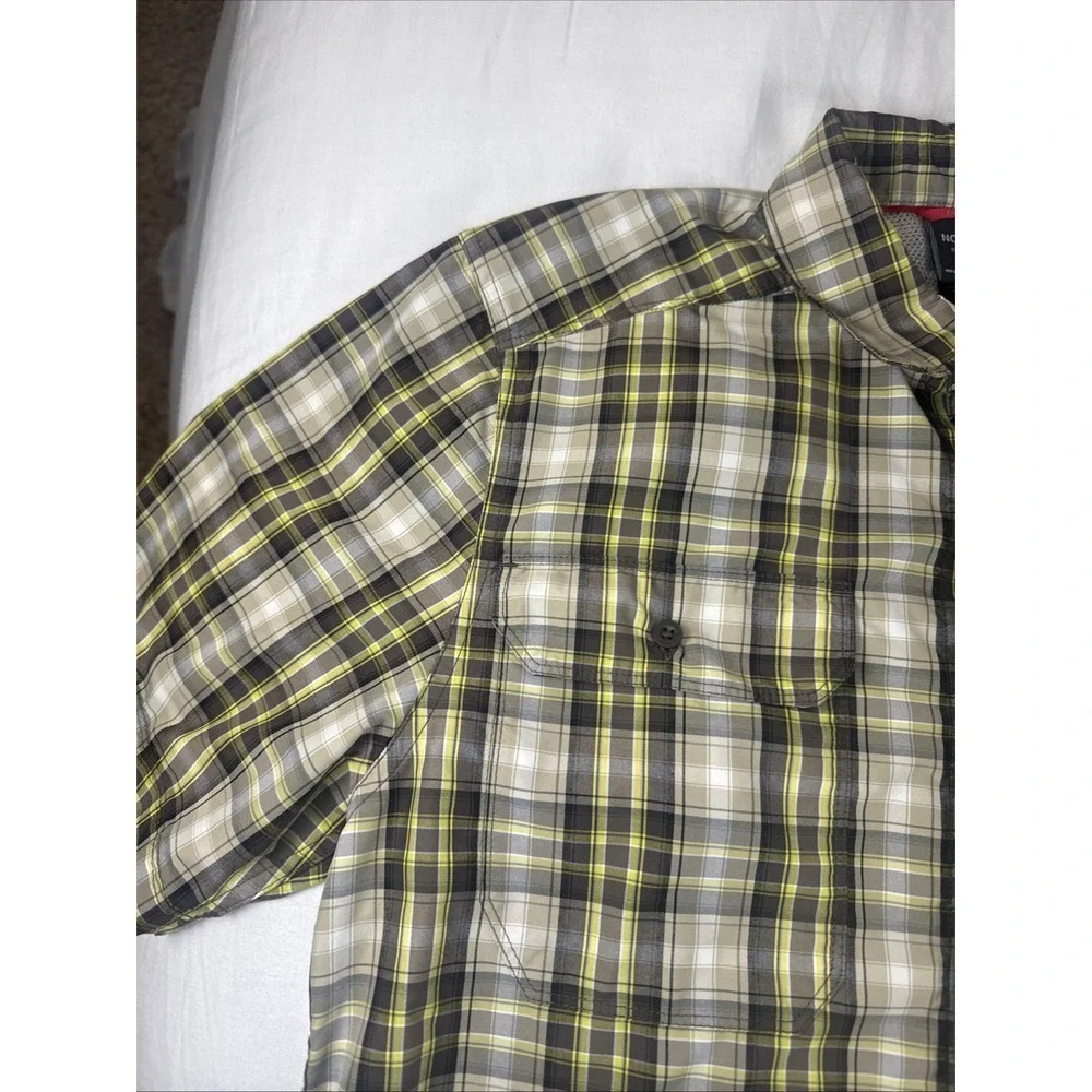 North Face Hiking Trail Shirt‎ Yellow Plaid Mens M Short Sleeve Button Outdoor